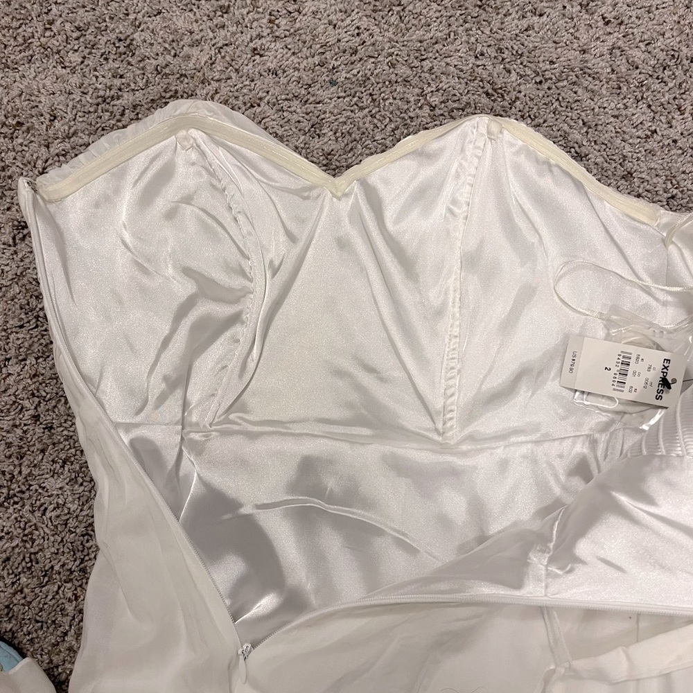 Express, strapless dress, white, size 2. - Picture 7 of 8